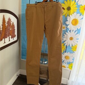 Old Navy Men's Tan Chino Pants - Straight Fit